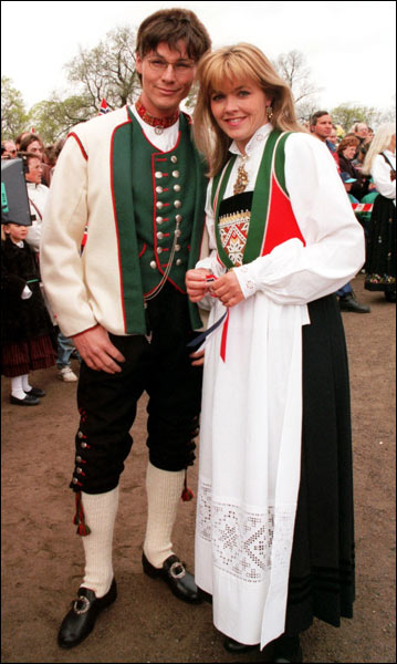 Ivo Caprino har gått fra dukker til levende mennesker når Askeladden nå skal spilles inn på nytt. (Magne H. Lundgaard) Foto: Scanpix Ivo Caprino har gått fra dukker til levende mennesker når Askeladden nå skal spilles inn på nytt. (Magne H. Lundgaard) Foto: Scanpix