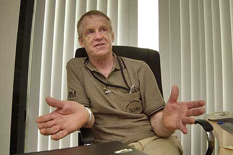 Lederen for de nordiske observatørene på Sri Lanka, Ulf Henricsson. (Foto: AP/Scanpix)