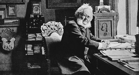 Henrik Ibsen i leiligheten sin i Arbins gate. (Foto: Scanpix)