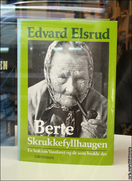 Biografien om Berte Skrukkefyllhaugen er nå til salgs i en bruktbokhandel i Lillestrøm. (Foto: Alltid Moro)