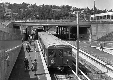 15.06.66: Oslos nye tunnelbane er offisielt åpnet. Her fra Ryen T-banestasjon på Lambertseterbanen. (Foto: NTB/Scanpix)