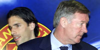 Ruud van Nistelrooy og Sir Alex Ferguson. (Foto: AP/ SCANPIX)