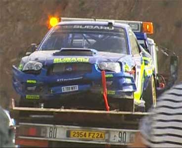 Slik så bilen til Petter Solberg ut etter krasjen i Rally Korsika i 2003. - Den ser like ille ut nå, sier Web.