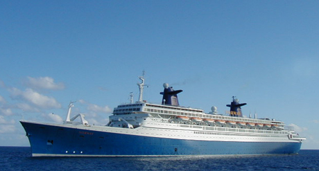 SS Norway i Karibia. St. Maarten. Foto: Erik Forfod