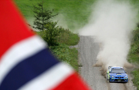 Flere norske fans er på plass i Rally Japan for å følge Petter Solberg (AFP PHOTO/Toru YAMANAKA) Flere norske fans er på plass i Rally Japan for å følge Petter Solberg (AFP PHOTO/Toru YAMANAKA)