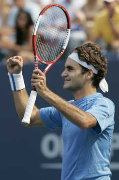 Roger Federer jubler etter seieren i semifinalen. (Foto: AP/(Scanpix) Roger Federer jubler etter seieren i semifinalen. (Foto: AP/(Scanpix)