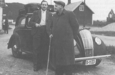Matias Orheim (til h.) p forkynningsferd saman med Sigurd Bdal i 1947.