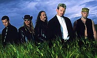 De trønderske countryrockerne i Too Far Gone tok førsteplassen på Norsktoppen lørdag. De trønderske countryrockerne i Too Far Gone tok førsteplassen på Norsktoppen lørdag.