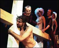 Haldor (nr. 2 fra v.) som Judas Iskariot (Foto: Lasse Berre) Haldor (nr. 2 fra v.) som Judas Iskariot (Foto: Lasse Berre)