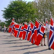 Nitimen vil som vanlig rapportere både fra Karl Johan i Oslo og andre steder i landet 17. mai.