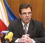 President Vojislav Kostunica fordømte utleveringen i en TV-sendt tale. (Foto: EBU)