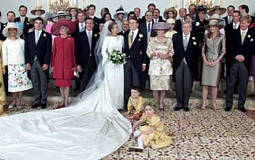 2001: Nye, smale linjer for prinsesse Laurentien i Nederland.